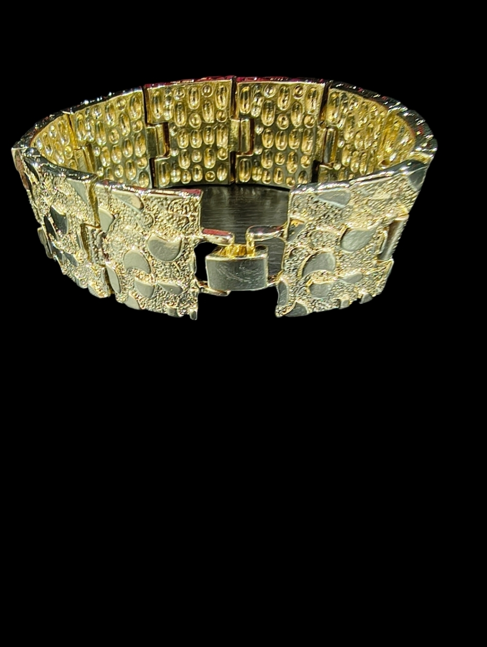 Shiny 14k Gold Plated Nugget Bracelet 25mm Wide - Picture 4 of 4